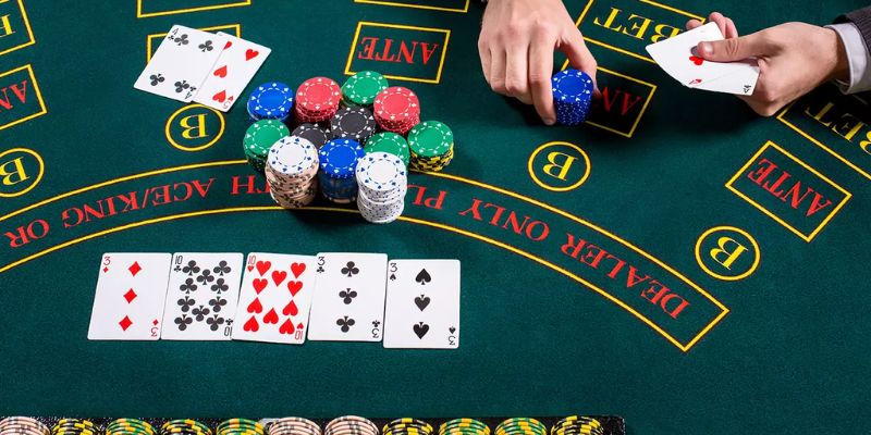 poker Những Điều Cần Lưu Ý Khi Chơi Poker Tại RIKVIP